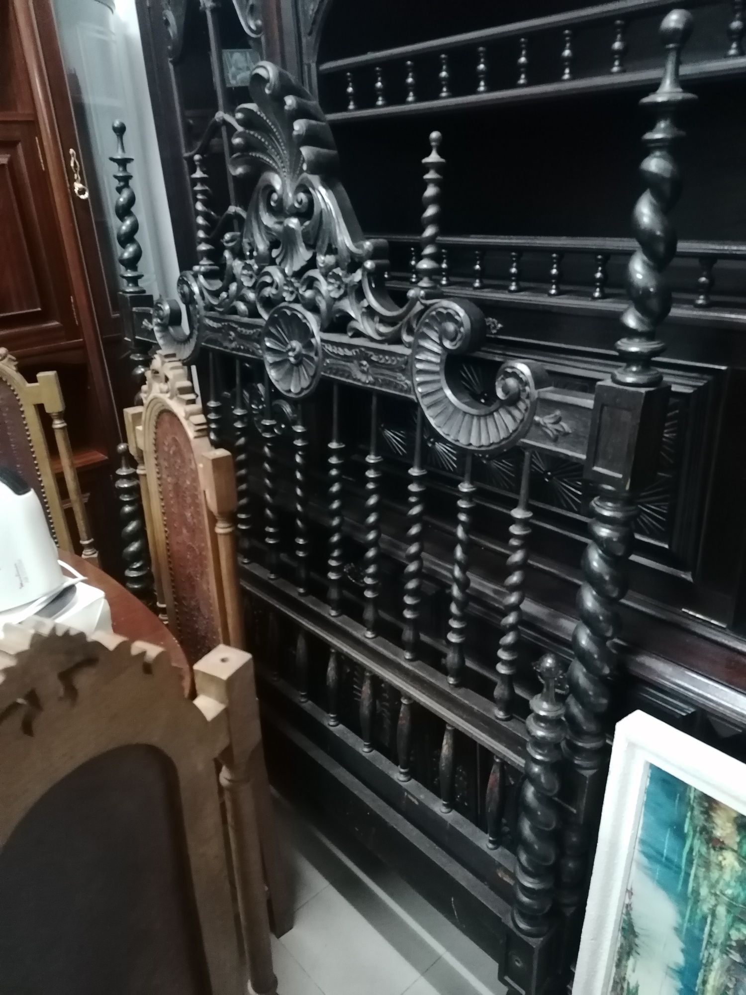 Quarto antigo sem roupeiro