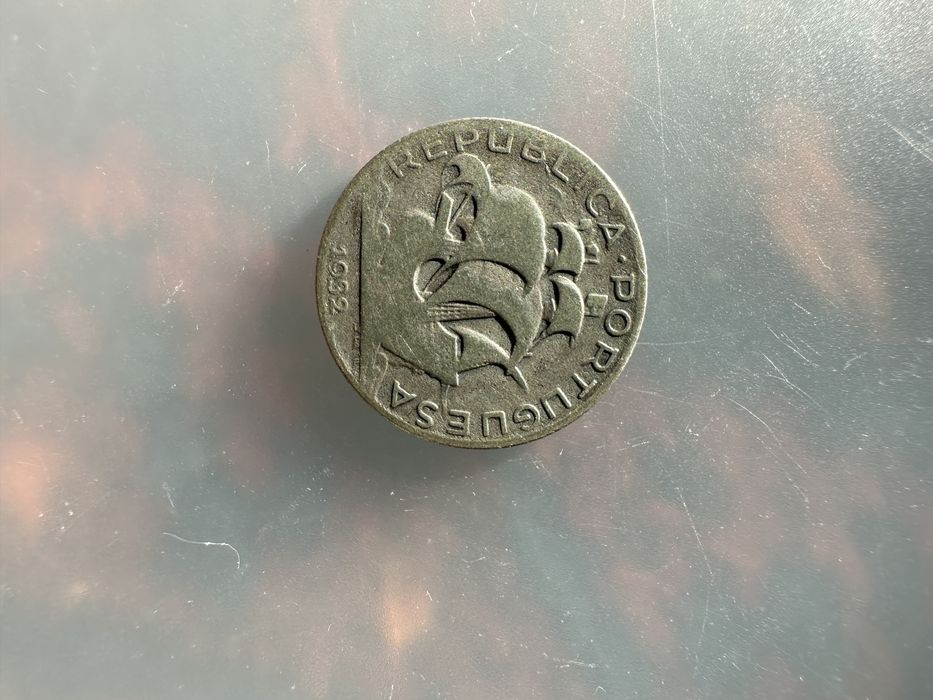 Moedas de Portugal, Angola e Moçambique