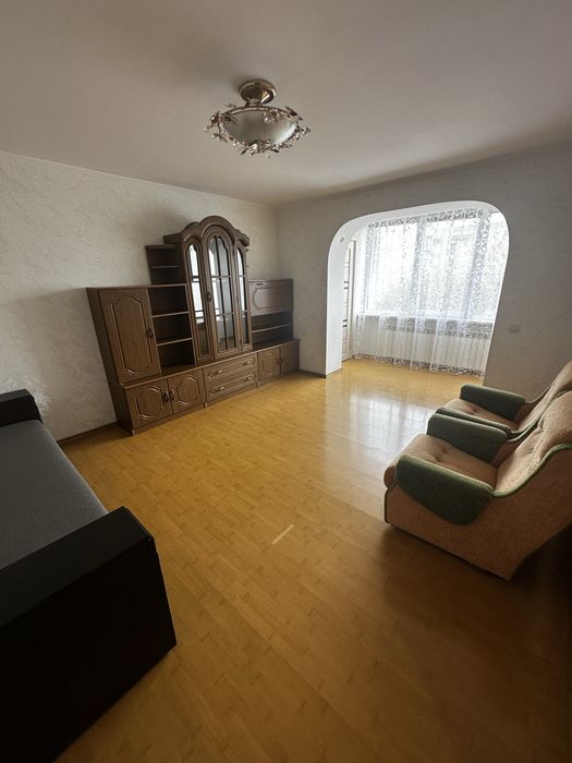 Здається 2-кімнатна квартира