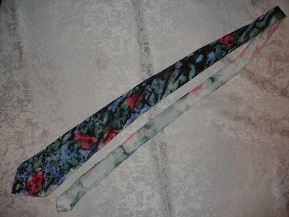 ГАЛСТУК (краватка), 100% ШОВК, ніжно-барвисто-блакитна. УНІСЕКС.