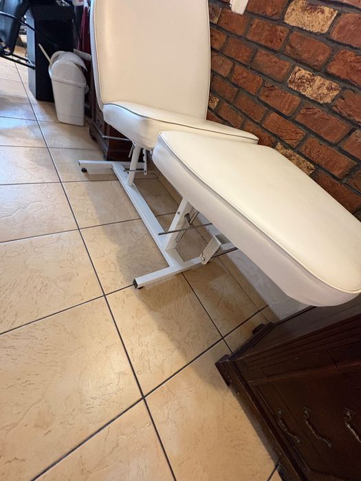 Sprzedam Fotel kosmetyczny