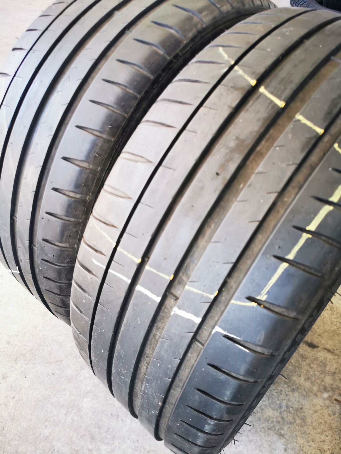 225 40R18 Michelin, Goodyear, Continental, Bridgestone