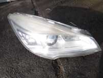 Ford Kuga Mk2 Xenon  prawy lampa EUROPA