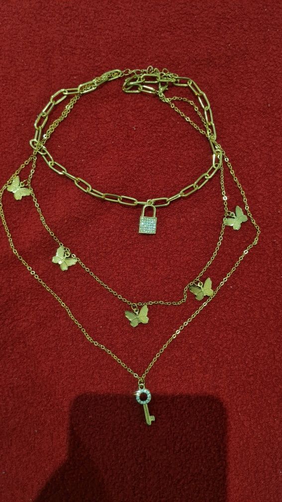3 Colares Dourado