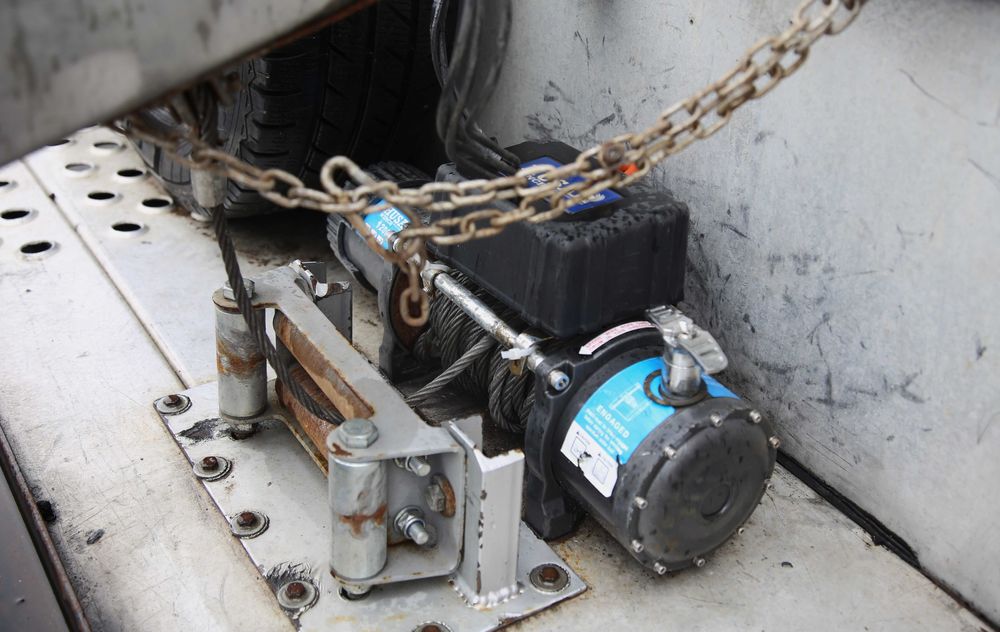 Продам евакуатор Opel Movano