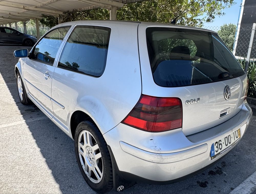 Volkswagen Golf 1.6 75cv