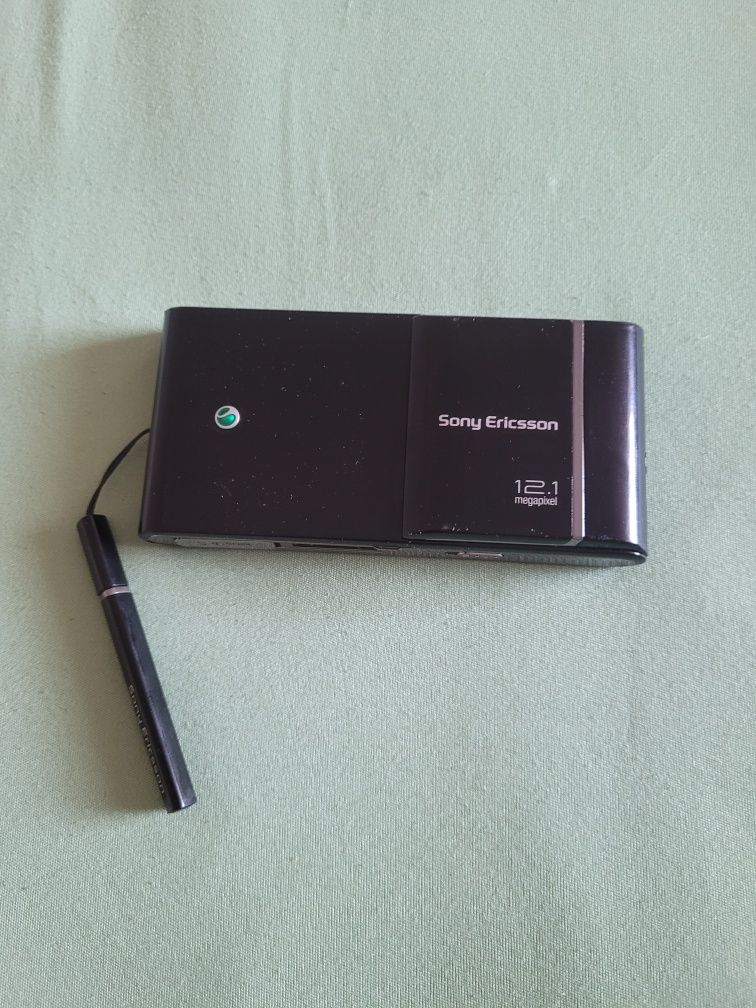 Sony Ericsson U1i Satio stan kolekcjonerski