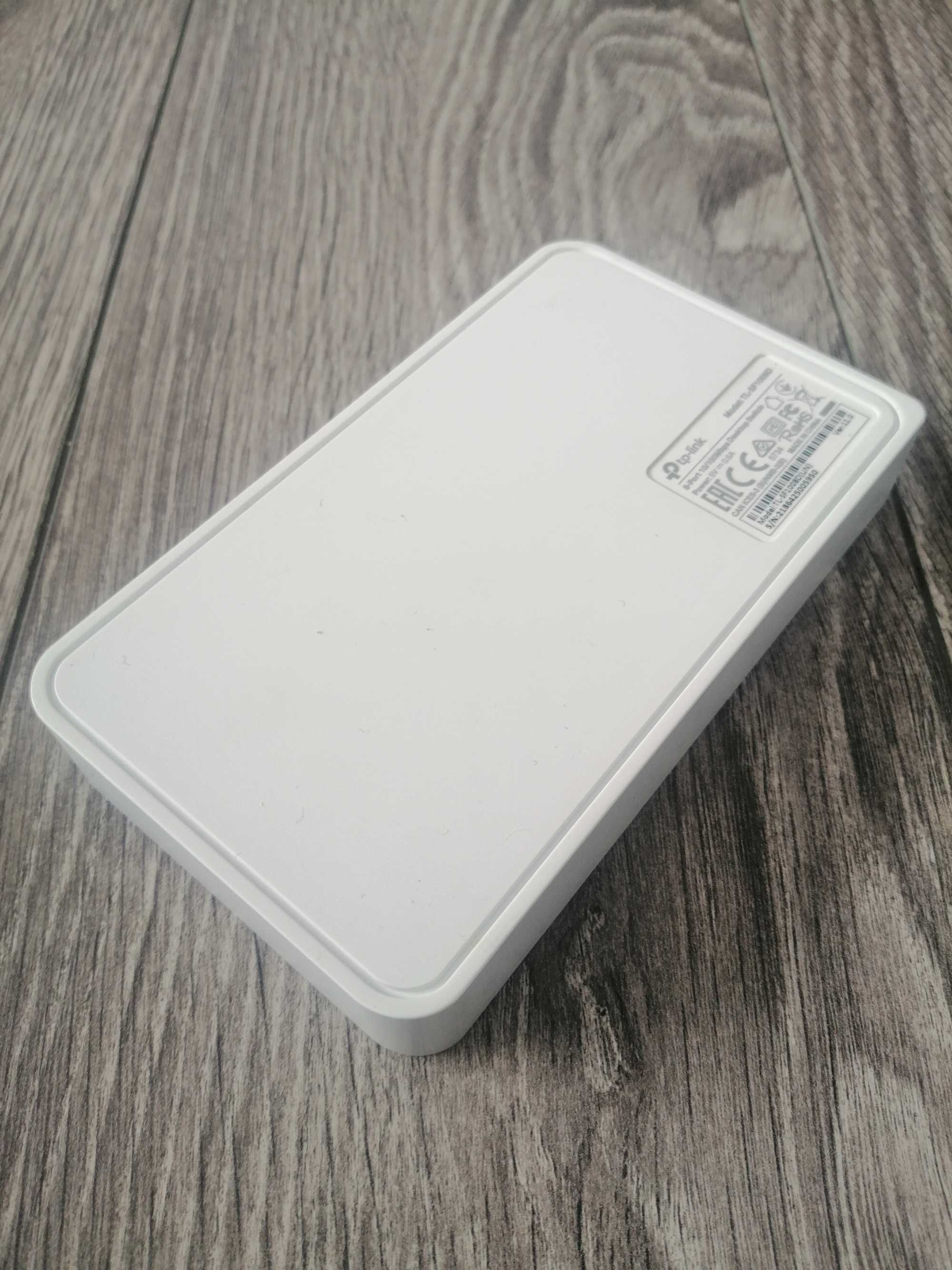 Switch TP-LINK TL-SF1008D - 8 portów