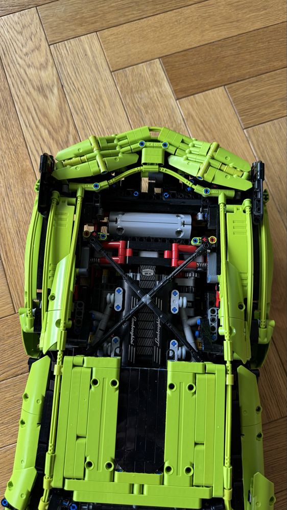 LEGO Technic Lamborghini Sián