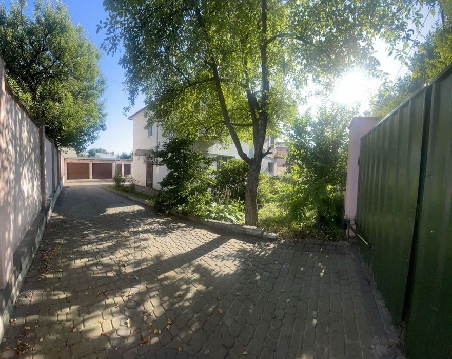 Оренда будинку по вул.Дунайська