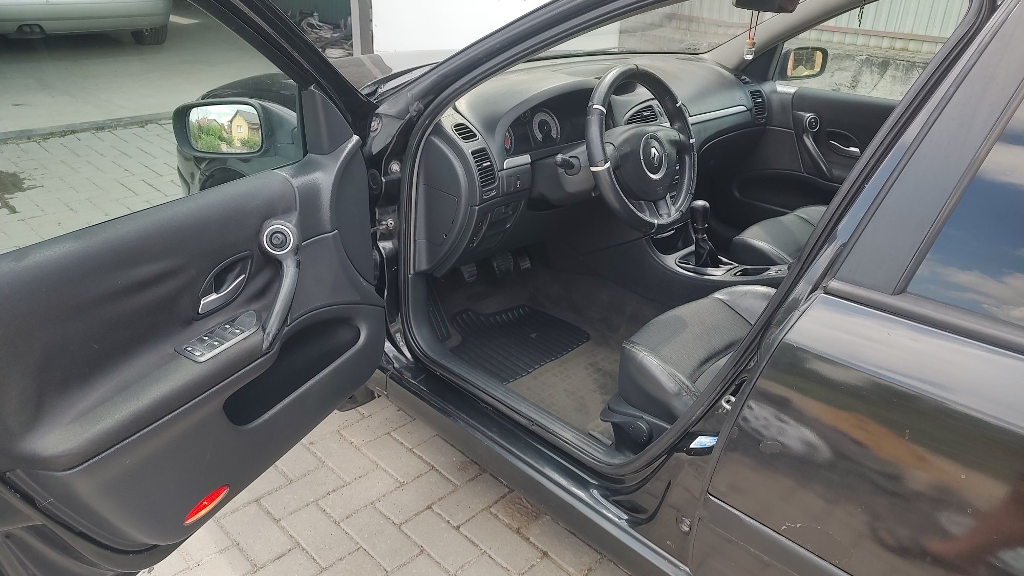 Renault Laguna 2 Restyling