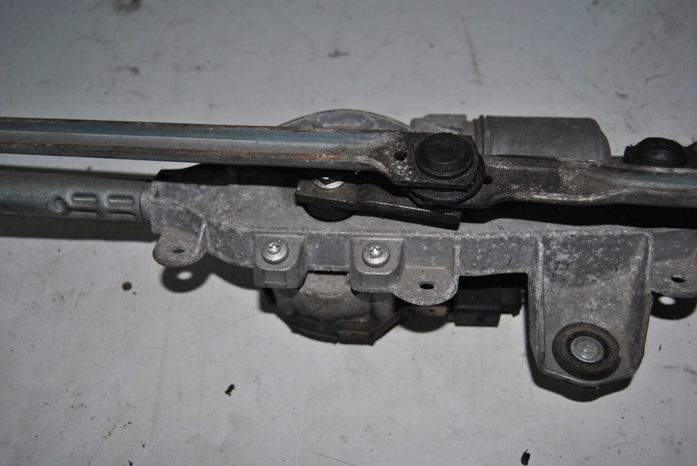 Mechanizm wycieraczek Astra J 2011r