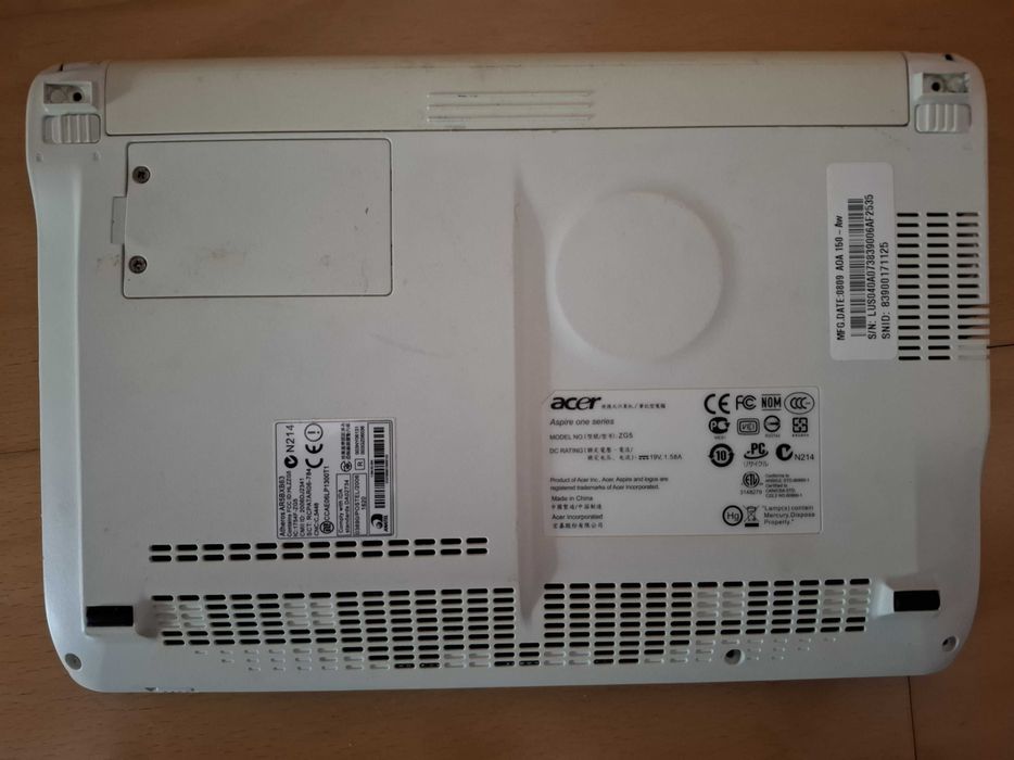 Portátil mini Acer Aspire One ZG5 - Para Peças