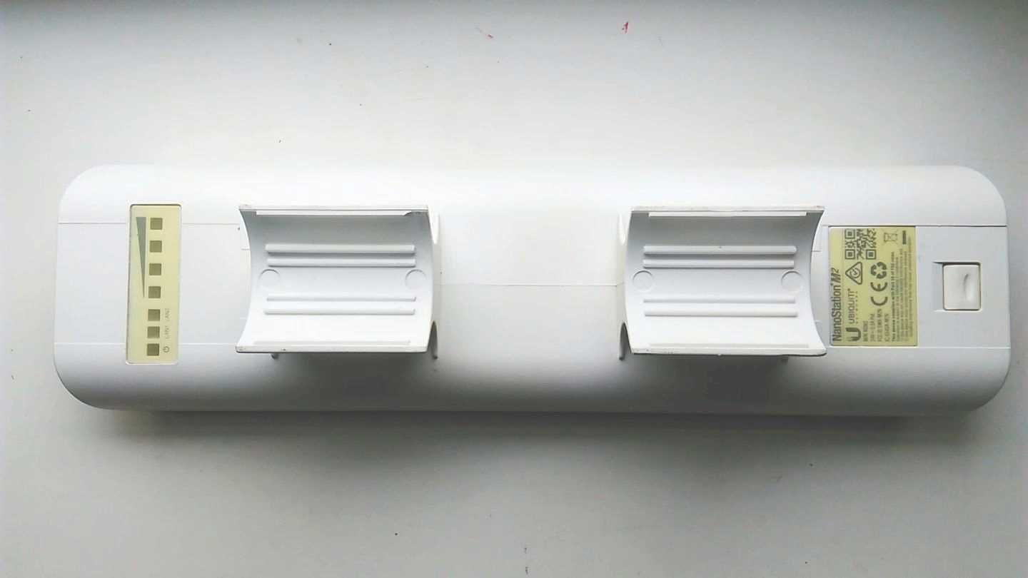 Уличная WIFI-Точка Доступа 2.4гГц UBIQUITY NanoStation M2 16дБ + POE