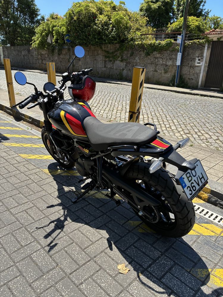 Royal Enfield Guerrilla 450