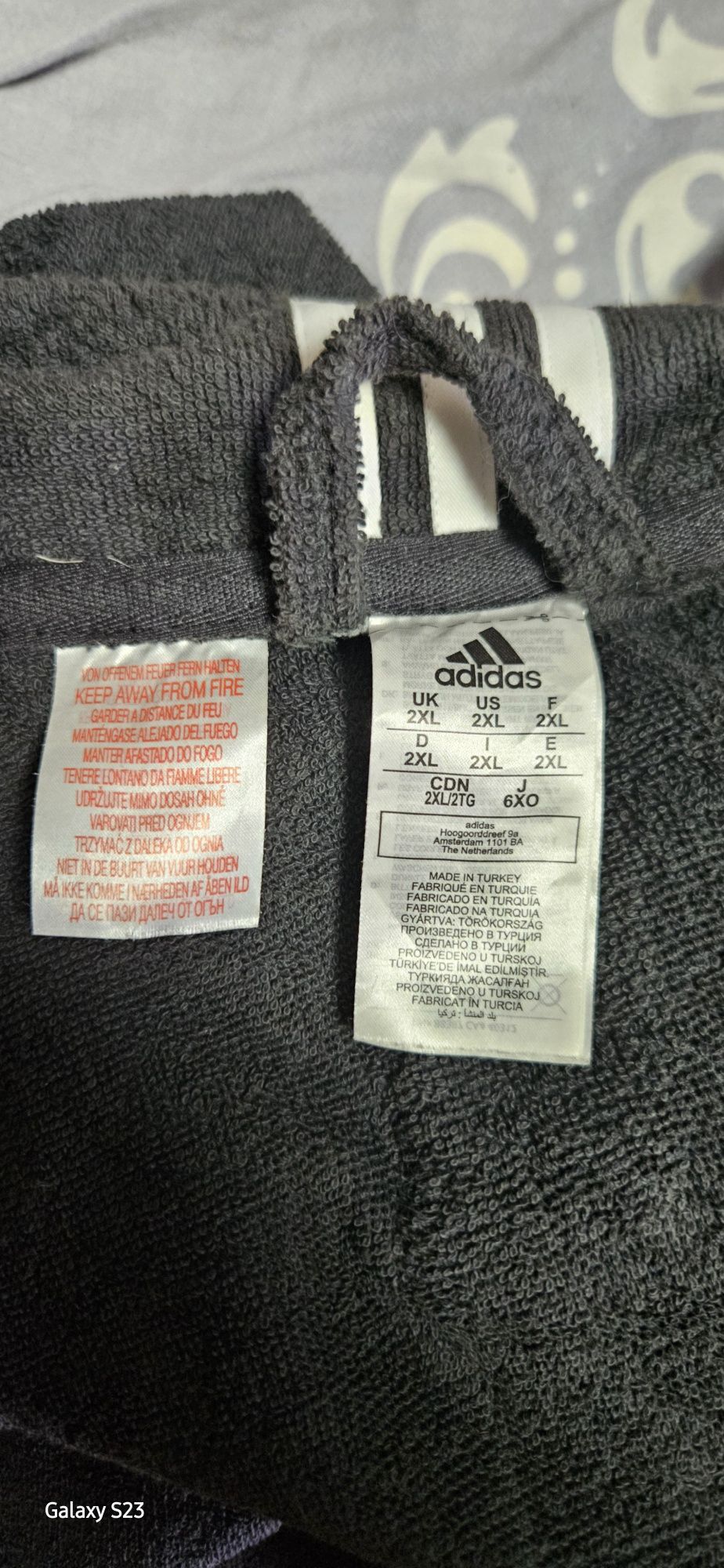 Бавовняний халат adidas Performance