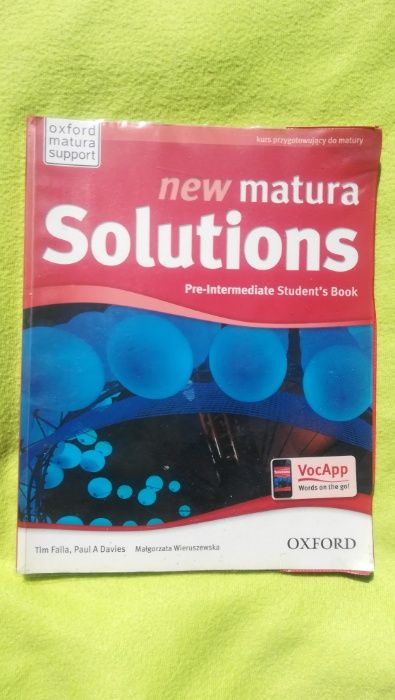 New Matura Solutions Pre-Intermediate student's book. Oxford