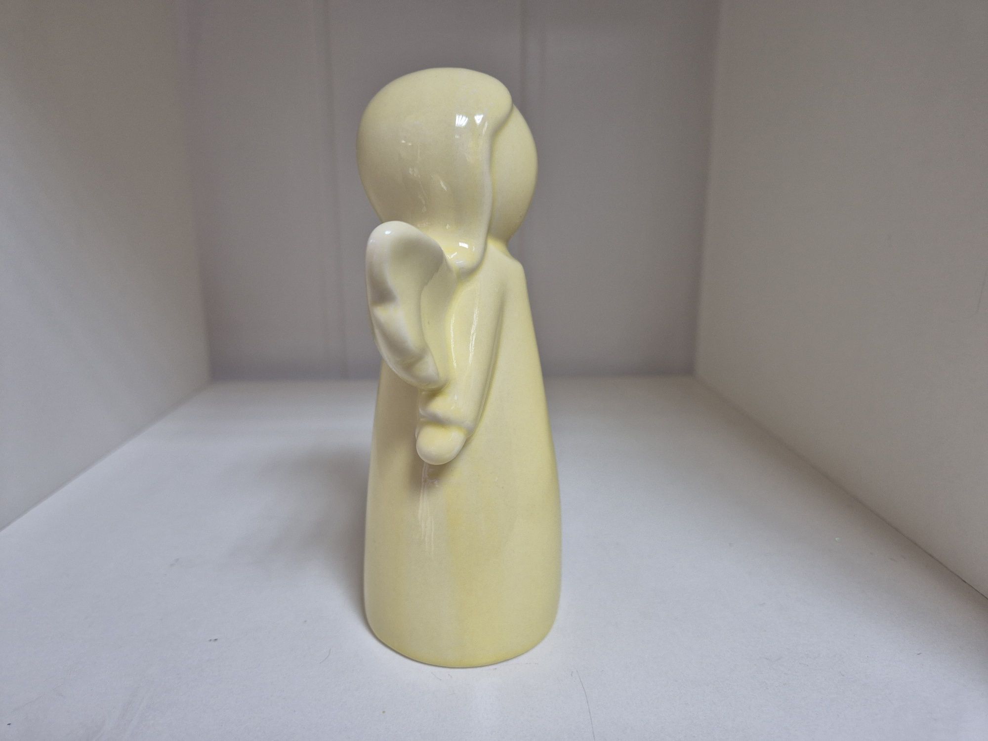 Anioł ceramiczny żółty aniołek figurka anioła
