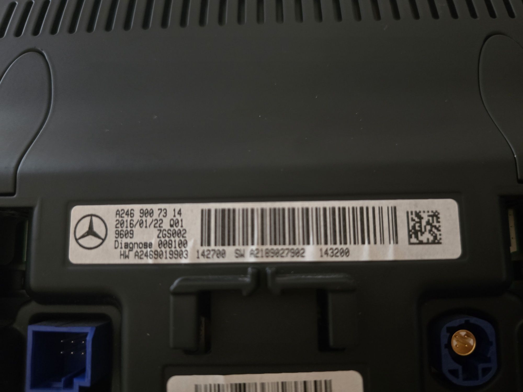 Monitor mercedes