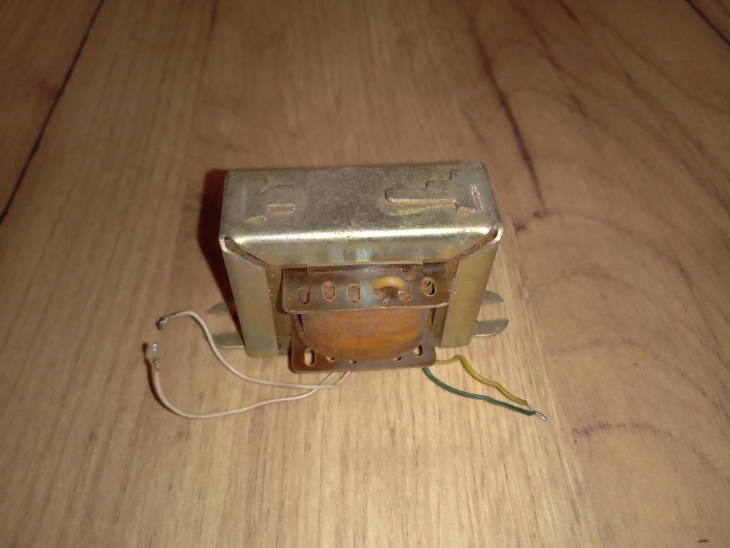 Transformator głośnikowy Rft na lampę Ecl86