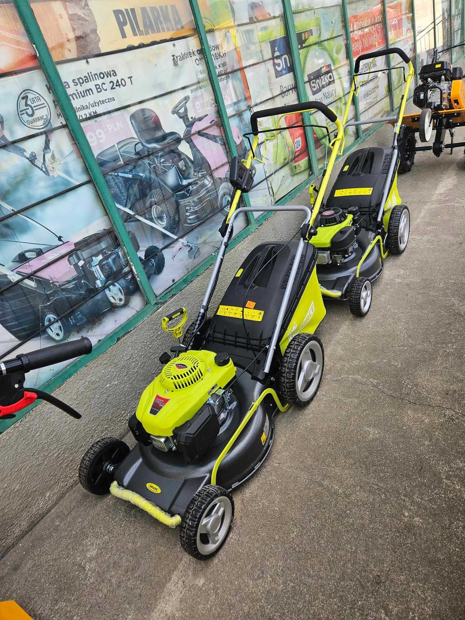 Kosiarka spalinowa Vega | Loncin 123 | 41cm | z napędem i bez napędu |