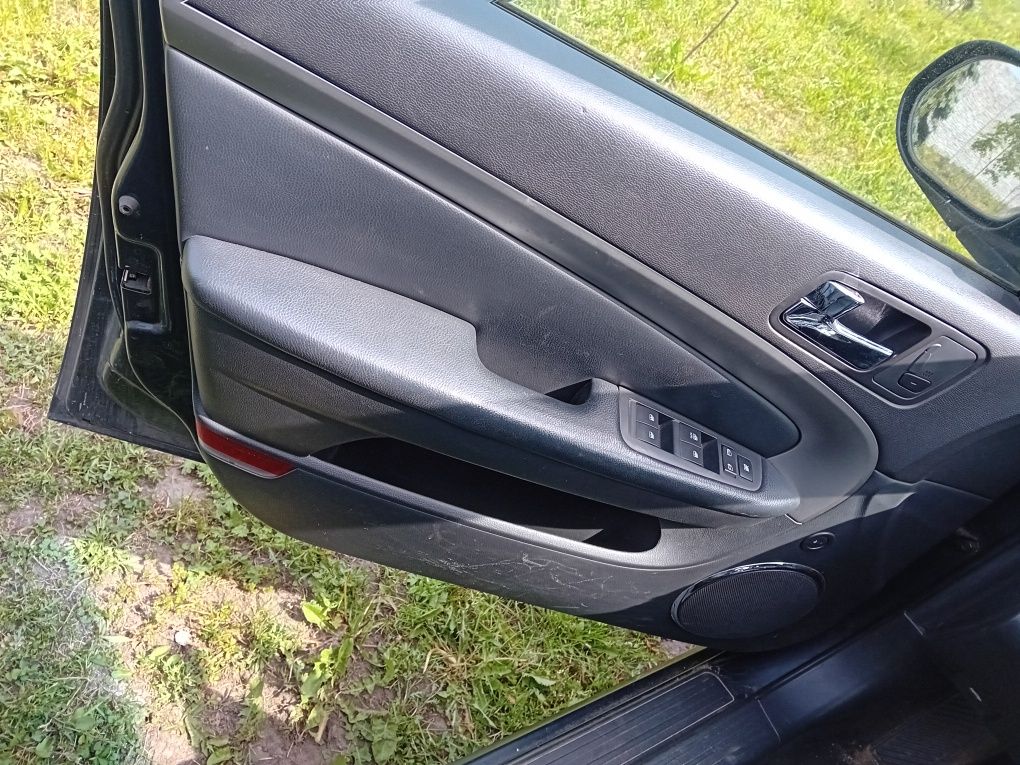 Chevrolet Epica 2.5 maska drzwi błotnik zderzak fotel części 88U