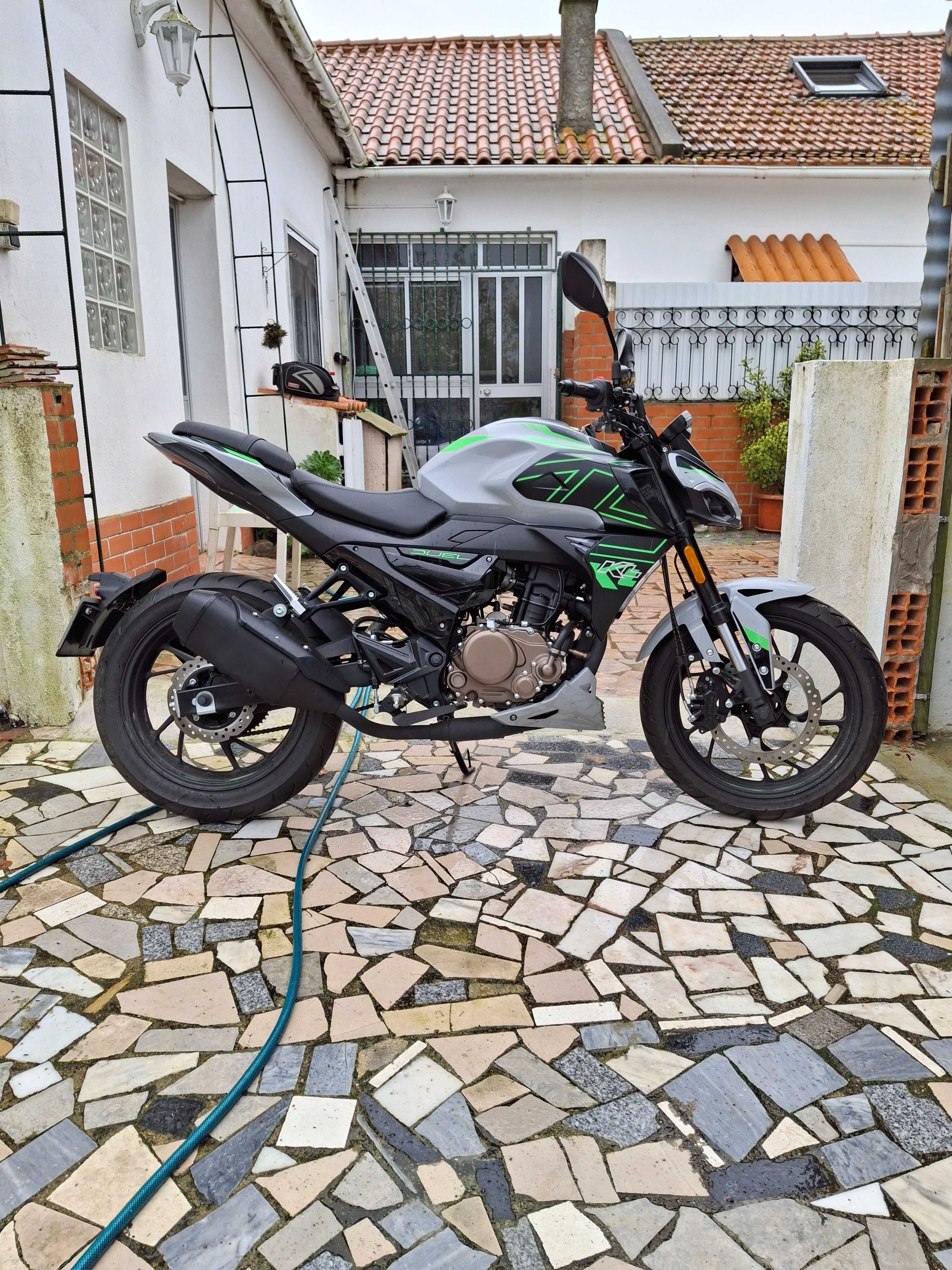 Kl duel 125 com apenas 800kl