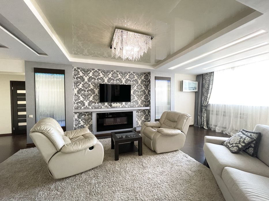 Від власника. Оренда квартири Севастопільська площа, є генератор.