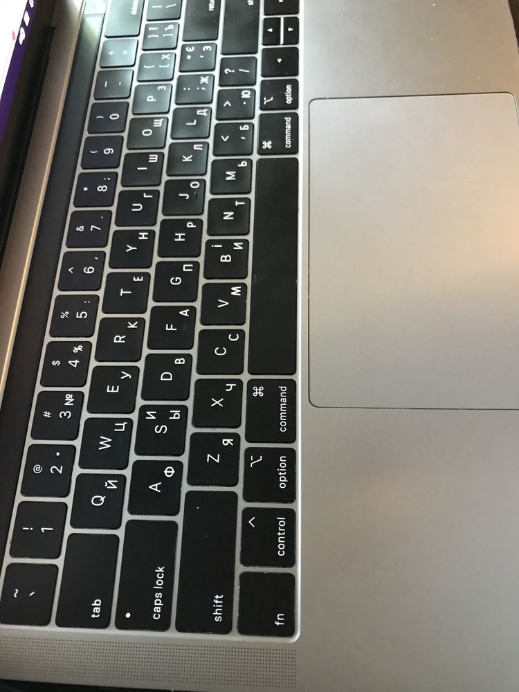Apple Macbook pro model A1989