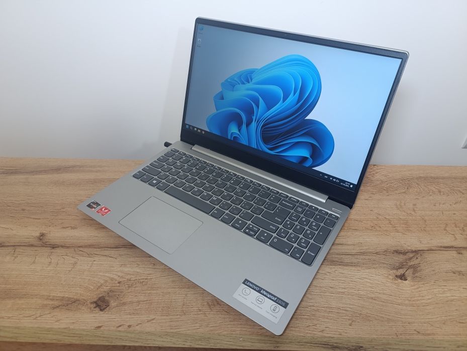 15'6 FHD ноутбук Lenovo Ideapad 330s/Ryzen 5 2500U/8GB DDR4/SSD+HDD
