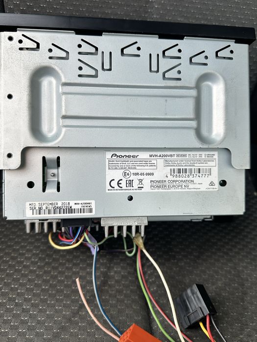 Radio pioneer universal