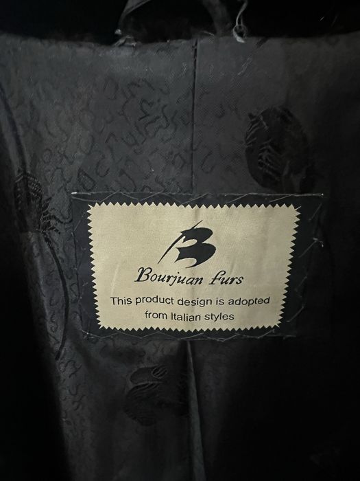 Норкова шуба чорна Saga Furs