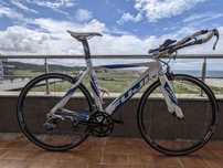Bicicleta TT Triathlon Fuji Aloha 1.0