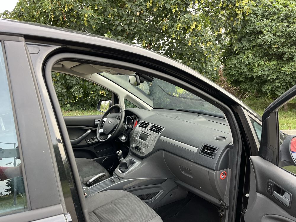 Ford C-Max 1.8 B 16v lift Titanium.