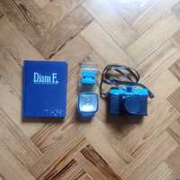 Diana F+ azul. Máquina fotográfica analógica vintage