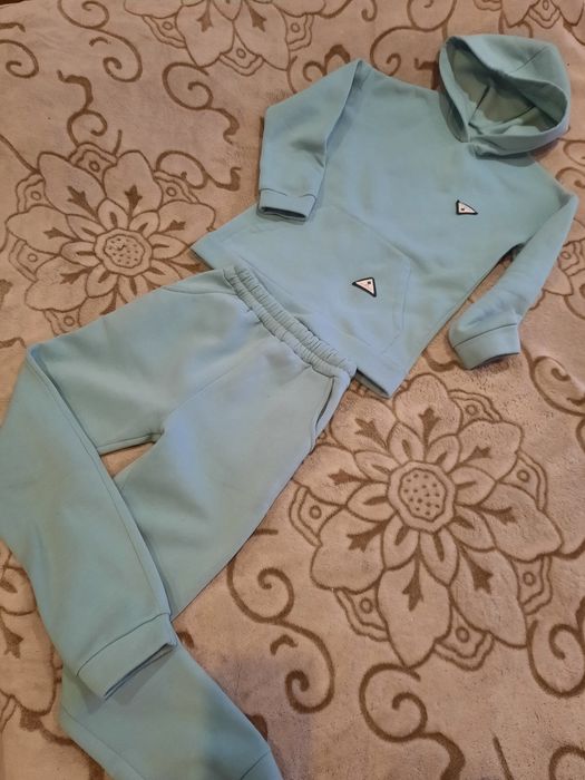 Спортивный костюм на  150 см