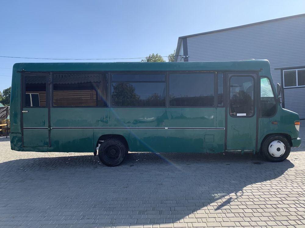 Mercedes Vario 814