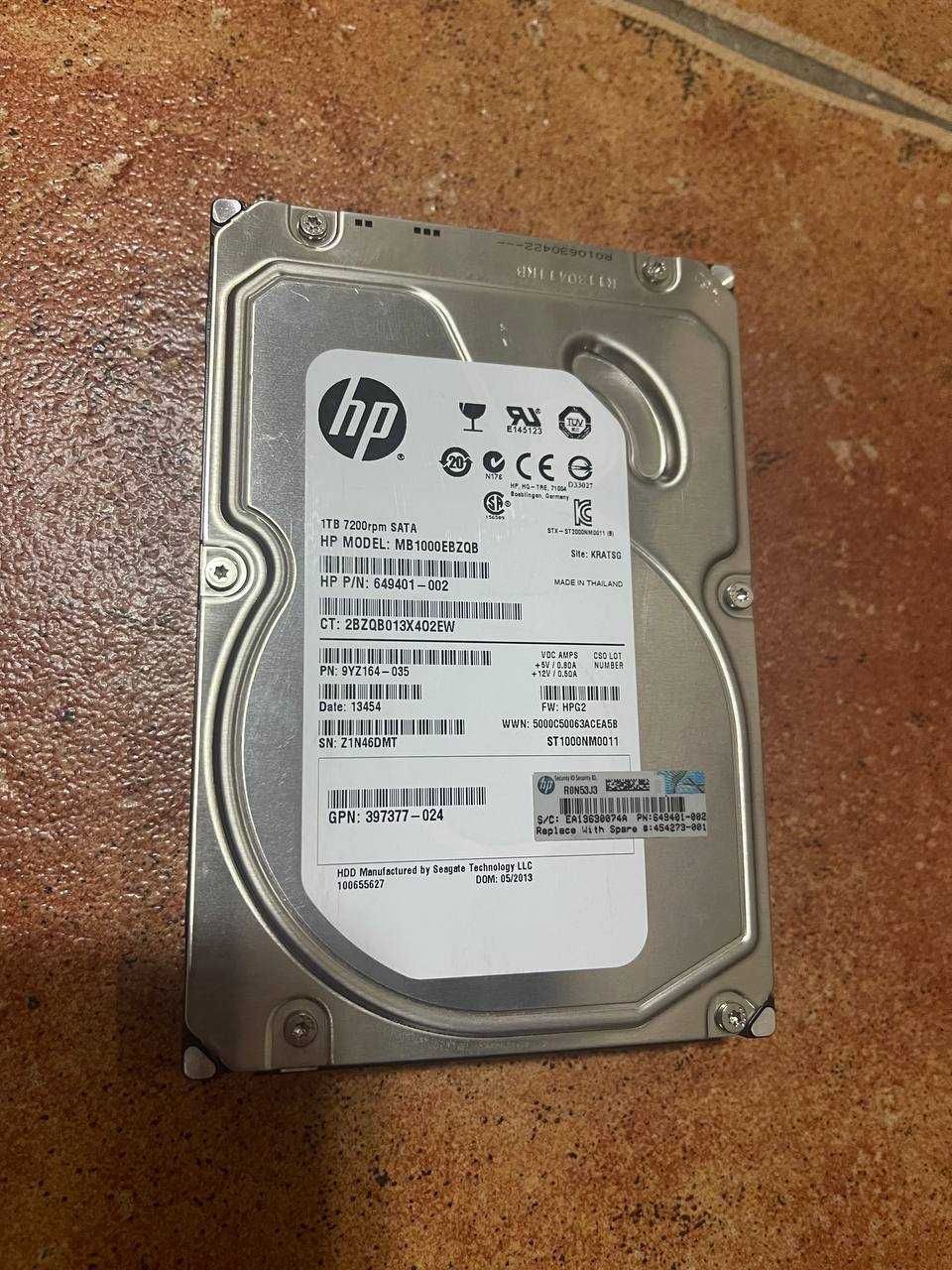 Серверний жорсткий диск HP 1000GB SATA 7.2 K 3.5" LFF HDD 1TB