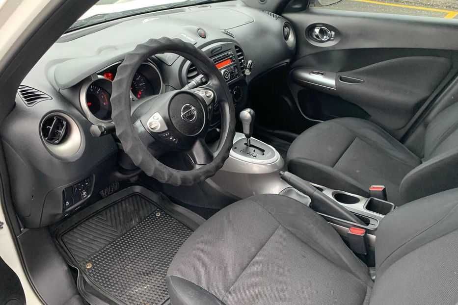 Продам Nissan Juke 1.6  бензин