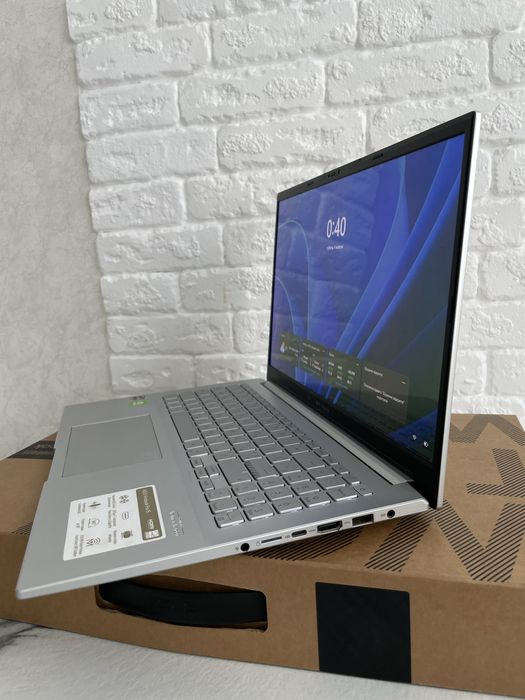 Ноутбук ASUS Vivobook Pro 15 M6500QB-L1011 — OLED, 16ГБ, MX550