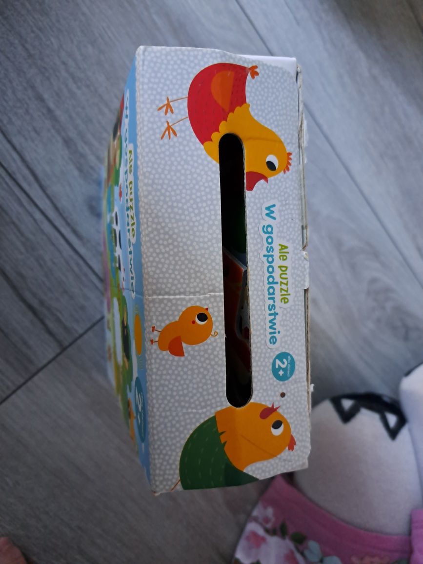 Puzzle czuczu 2+ w gospodaratwie z figurkami