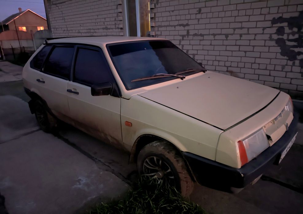 Автомобіль ВАЗ 2109