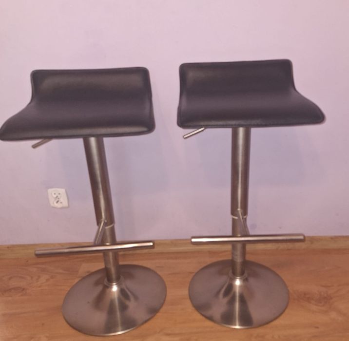 Hokery - krzesła barowe