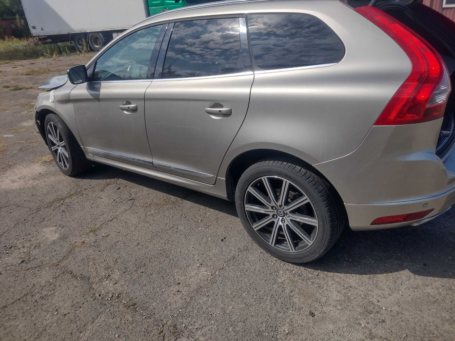 Volvo XC 60 2016
