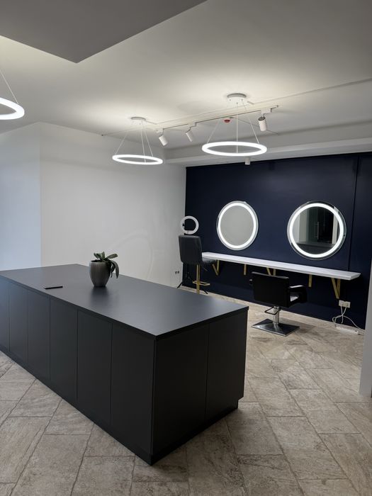 Аренда рабочего места парикмахера визажиста бровиста