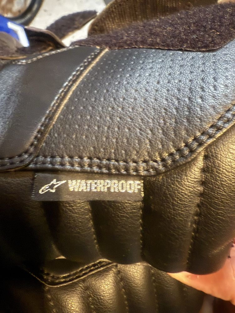 Botas Alpinestars waterproof