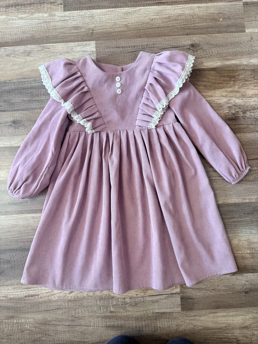 Рожева сукня на дівчинку 110