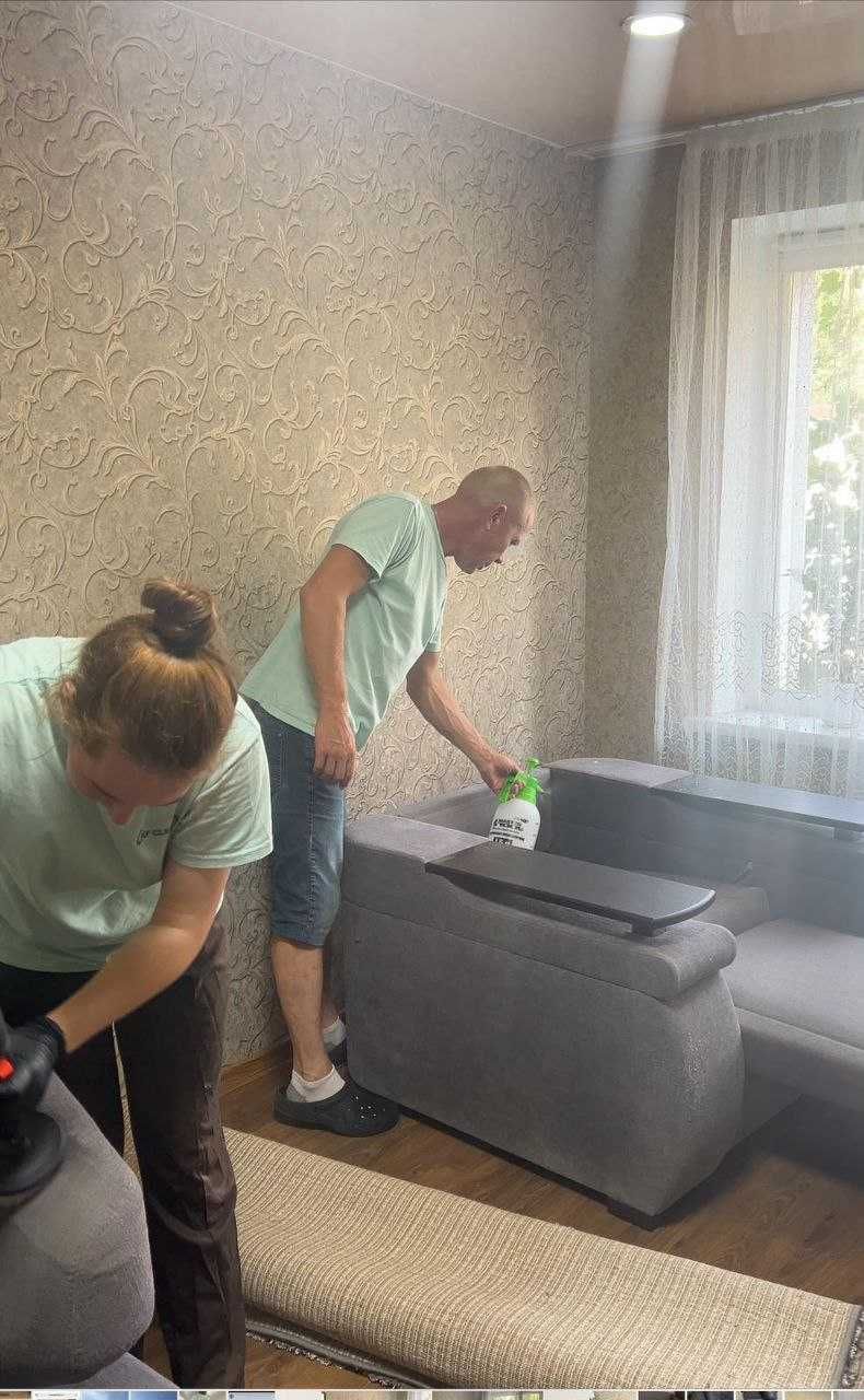 Хімчистка диванів, м'яких меблів, матраців, стільців, ковроліну.