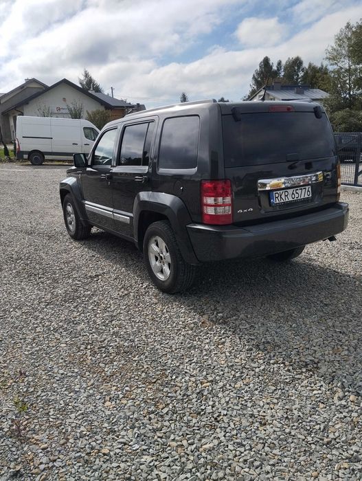 Jeep Liberty 4x4 3,7 V6 2011 Cherokee Jeep Cherokee
