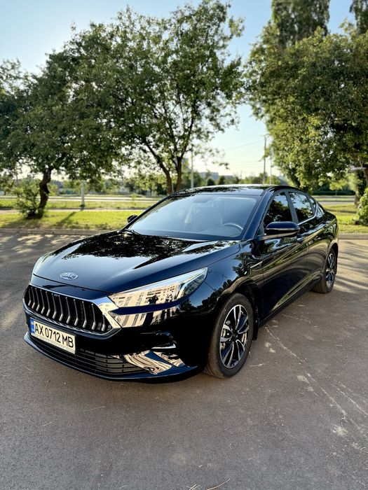 Jac j7 Лифтбек